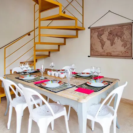 Le Domaine Saint Francois Le Moulin 1 アパート *